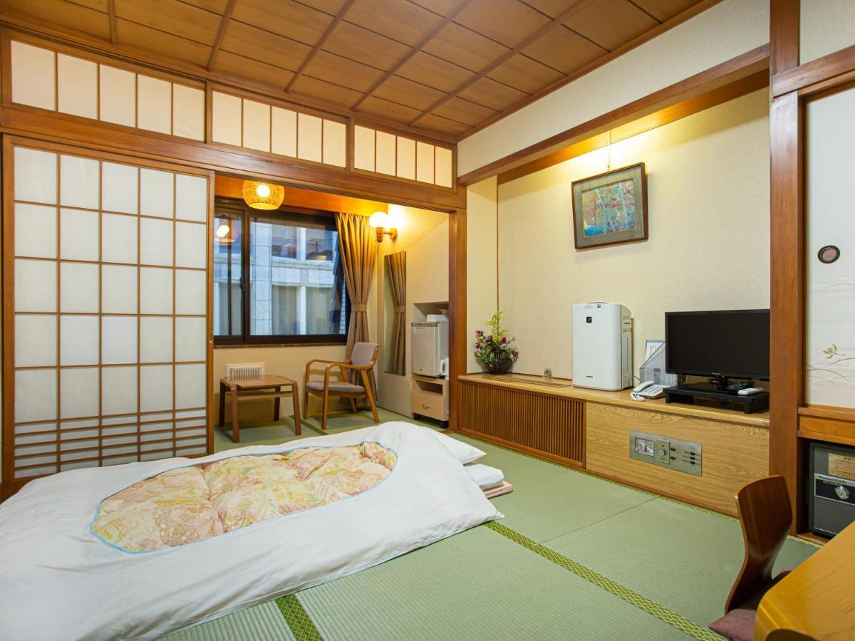 Kaneyoshi Ryokan Osaka Exterior photo
