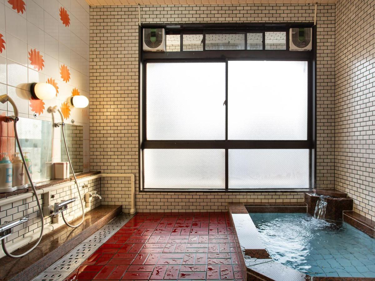 Kaneyoshi Ryokan Osaka Exterior photo